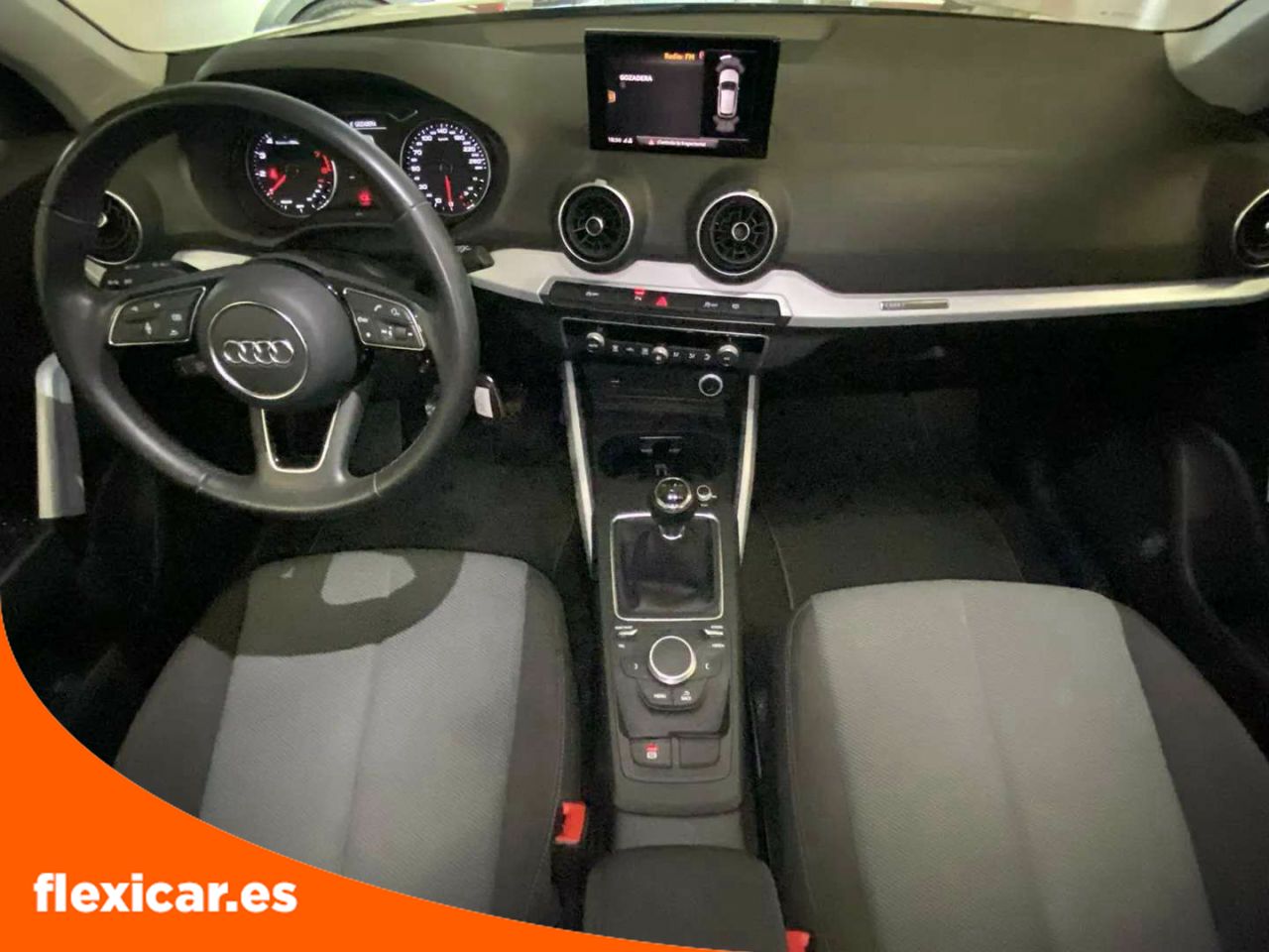 Foto Audi Q2 27