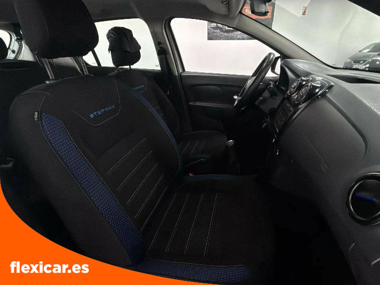 Foto Dacia Sandero 17