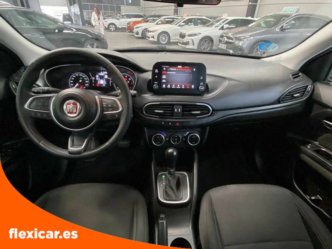 Foto Fiat Tipo 12