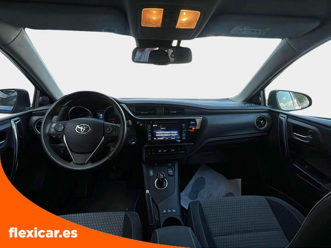 Foto Toyota Auris 12