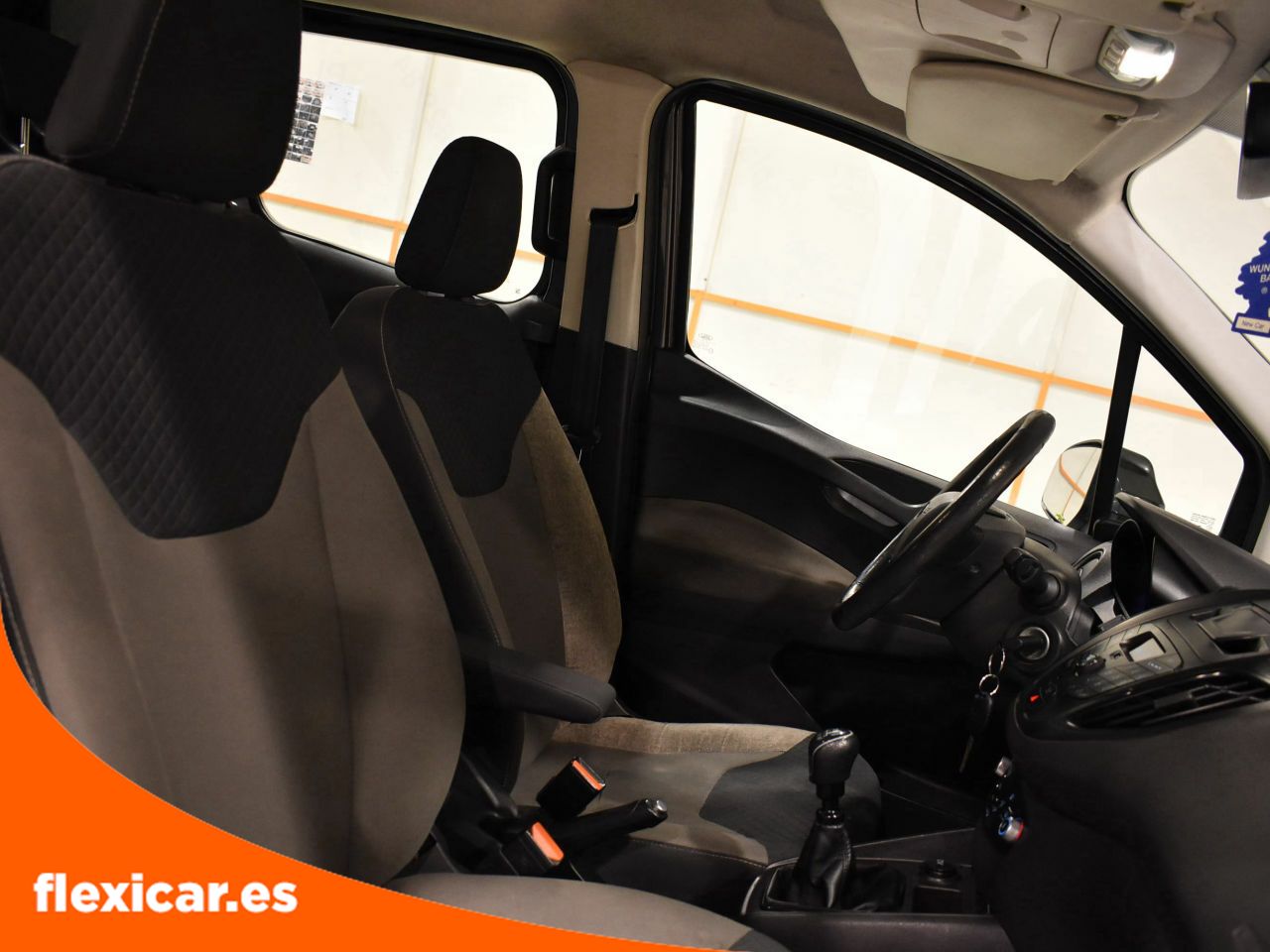 Foto Ford Tourneo Courier 24