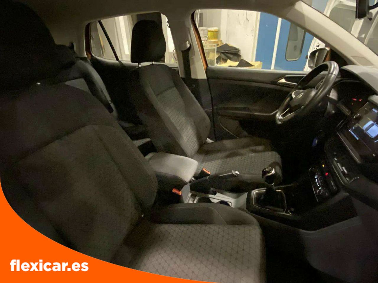 Foto Volkswagen T-Cross 17