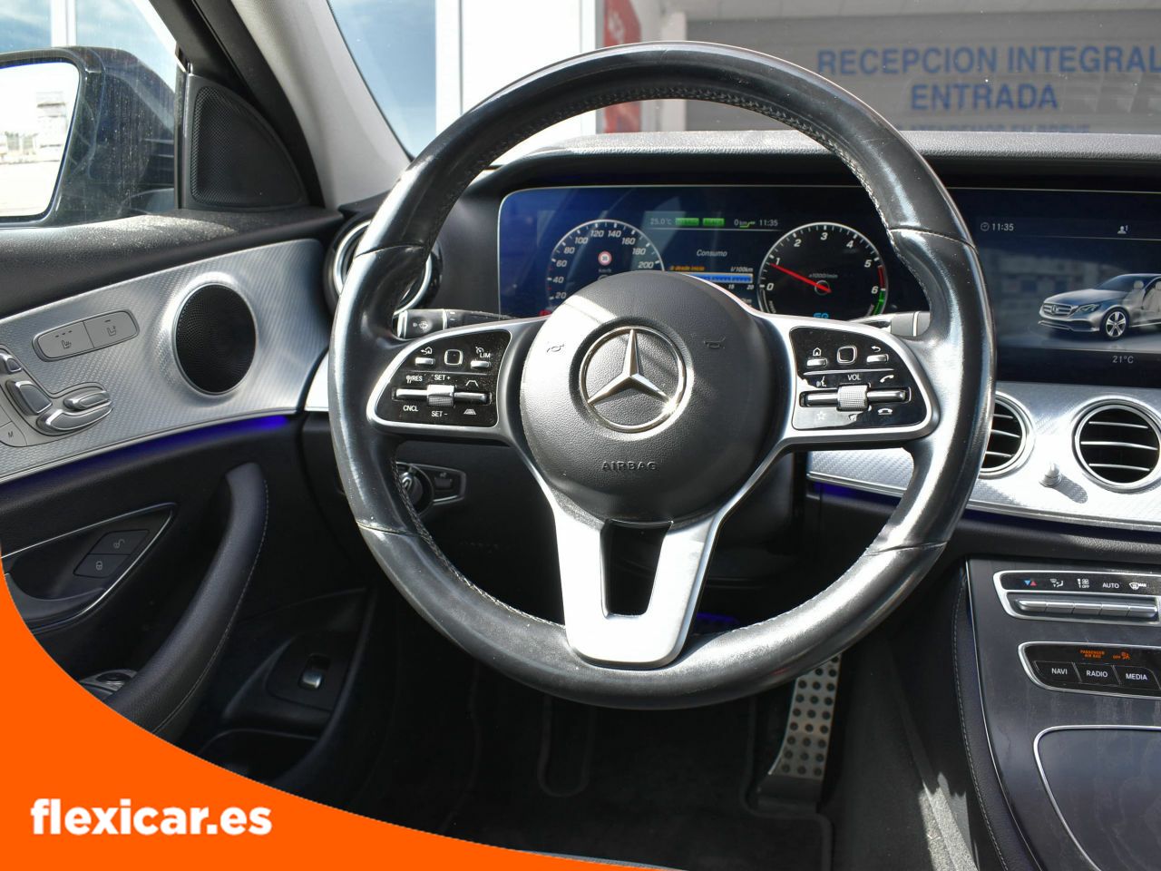 Foto Mercedes-Benz Clase E 12