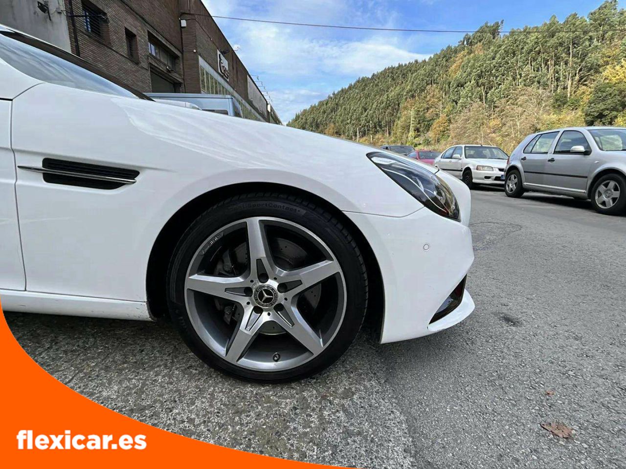 Foto Mercedes-Benz Clase SLC 26