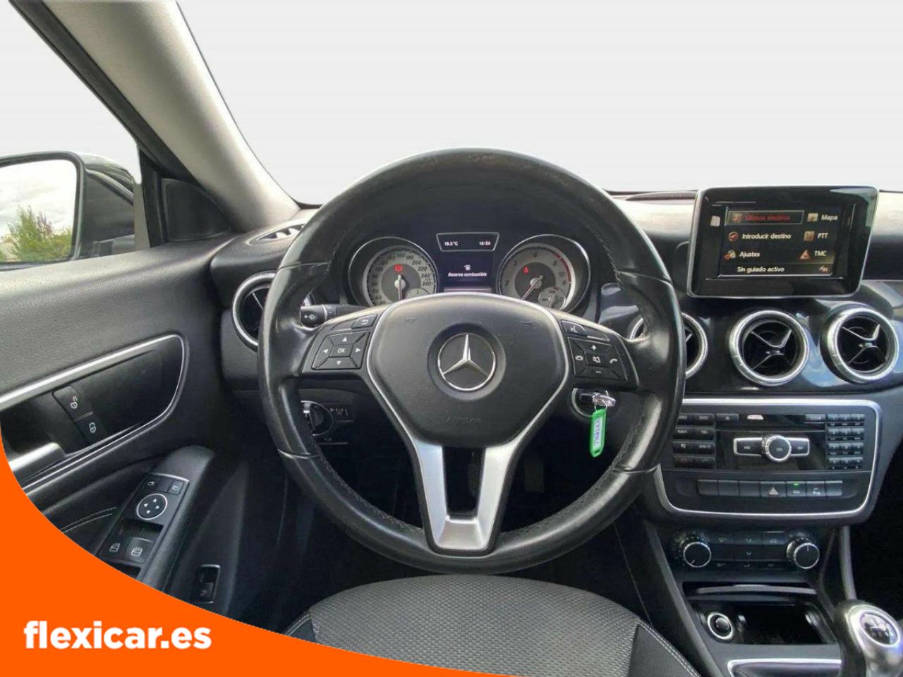 Foto Mercedes-Benz Clase CLA 10