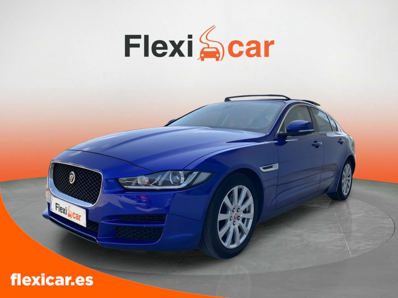 Foto Jaguar XE 3