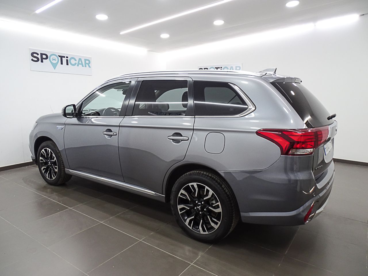 Foto Mitsubishi Outlander 25