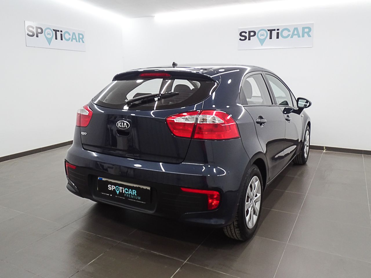 Foto Kia Rio 17