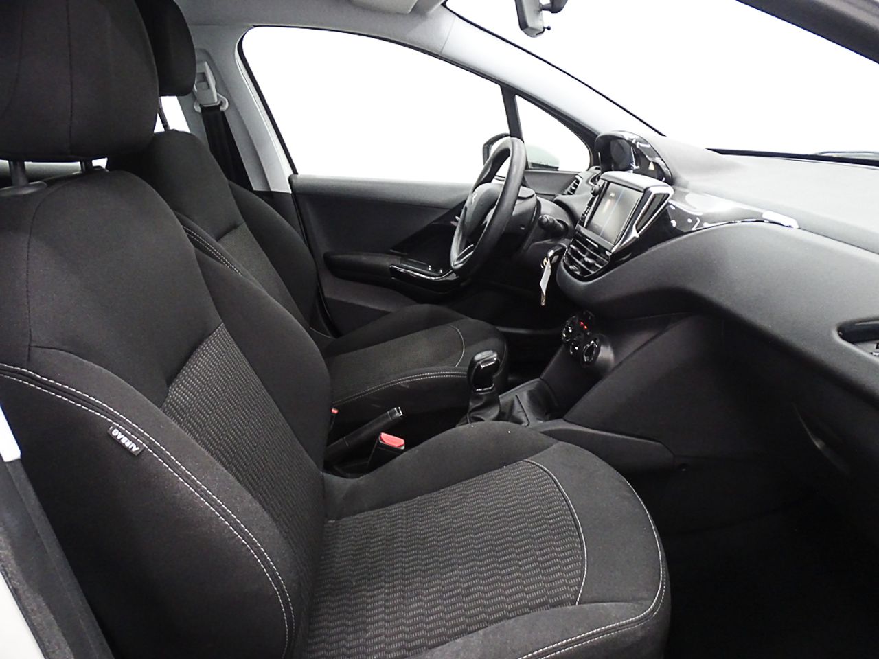 Foto Peugeot 208 24