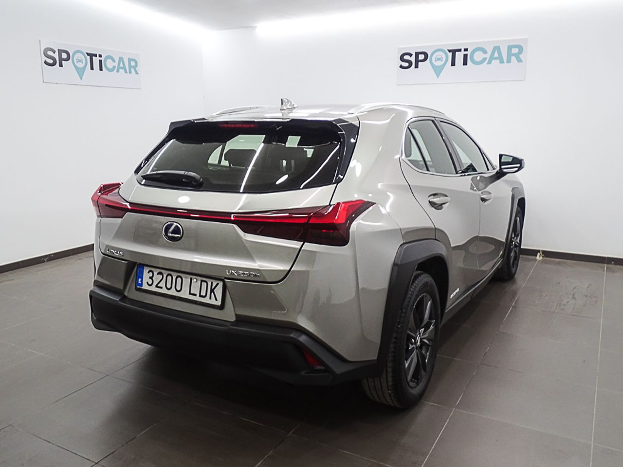 Foto Lexus UX 23