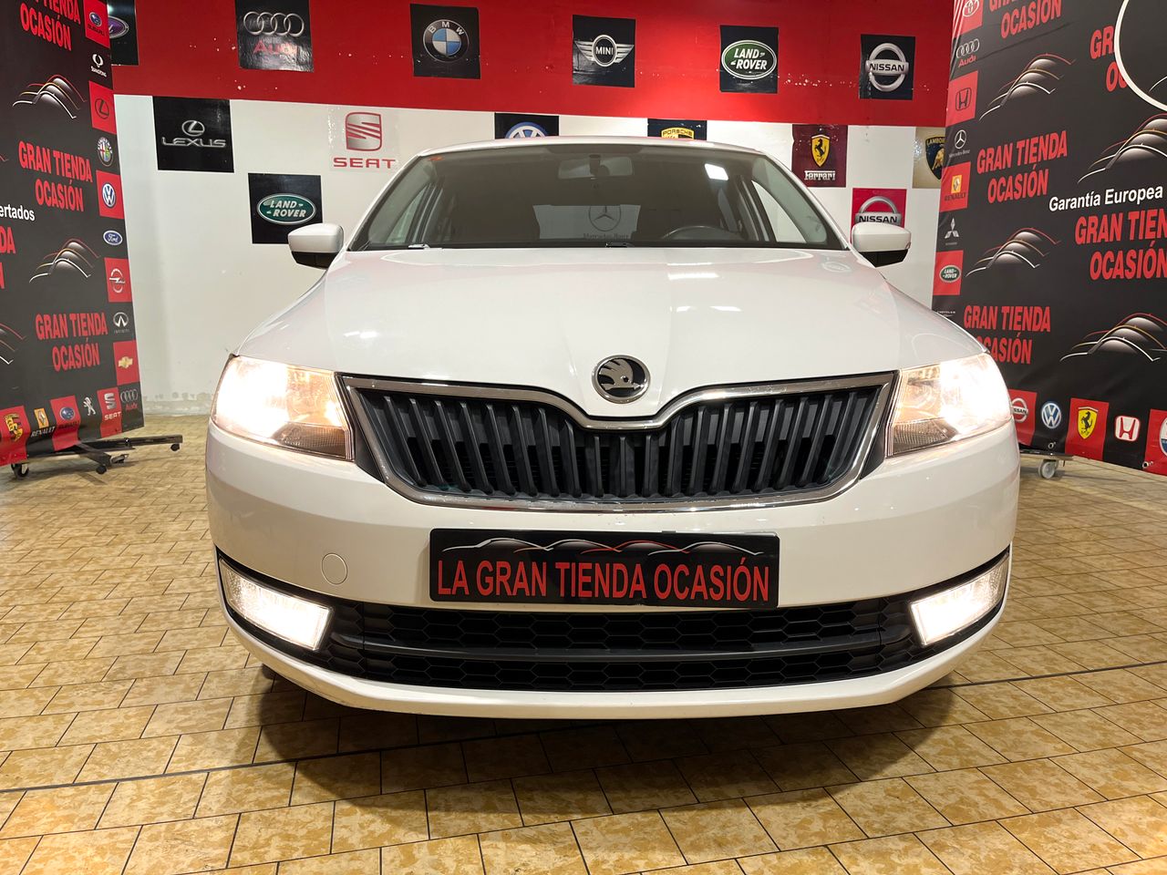 Foto Skoda Rapid 6