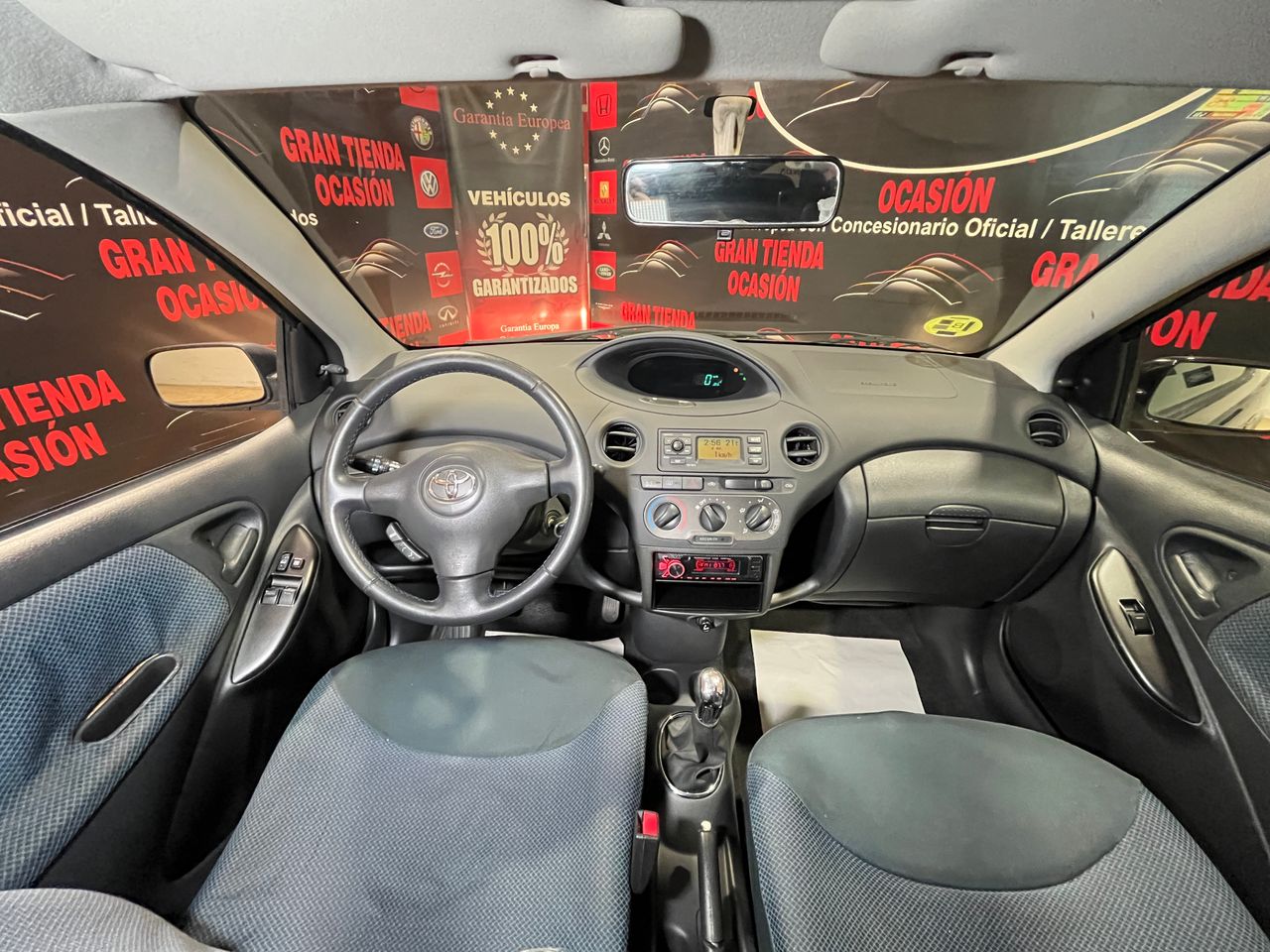 Foto Toyota Yaris 12