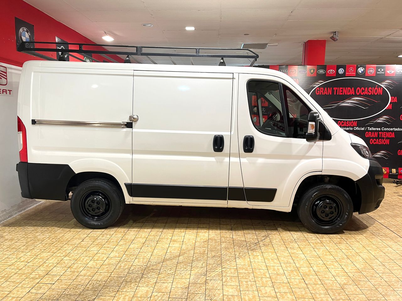 Foto Peugeot Boxer 12