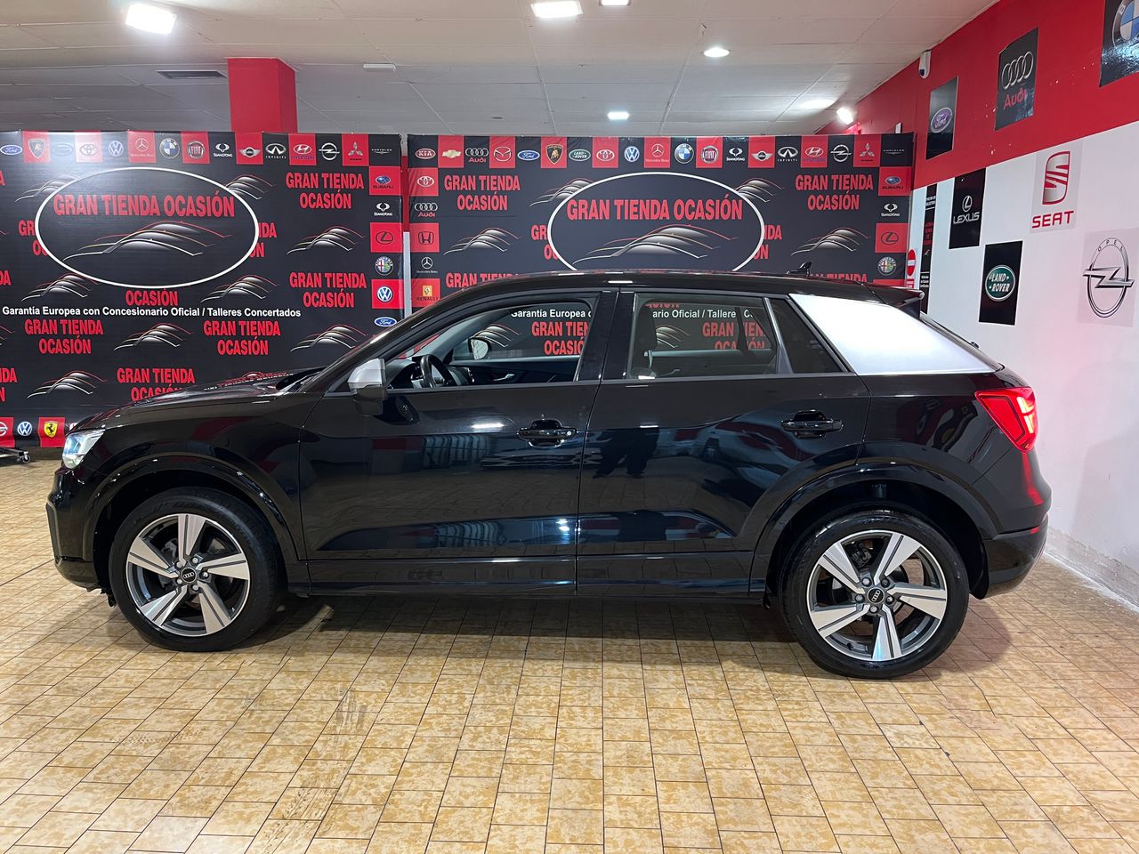 Foto Audi Q2 12