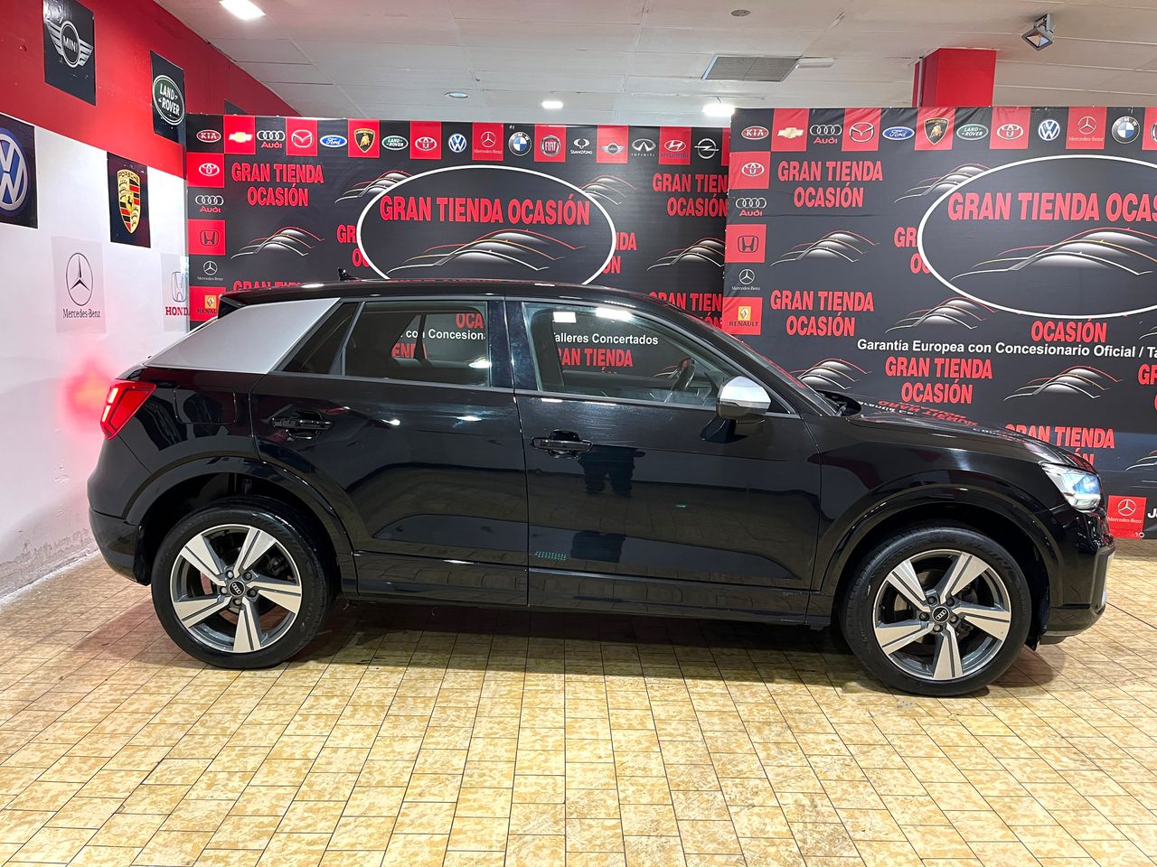 Foto Audi Q2 15