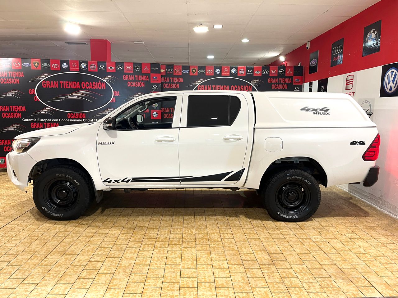 Foto Toyota Hilux 13