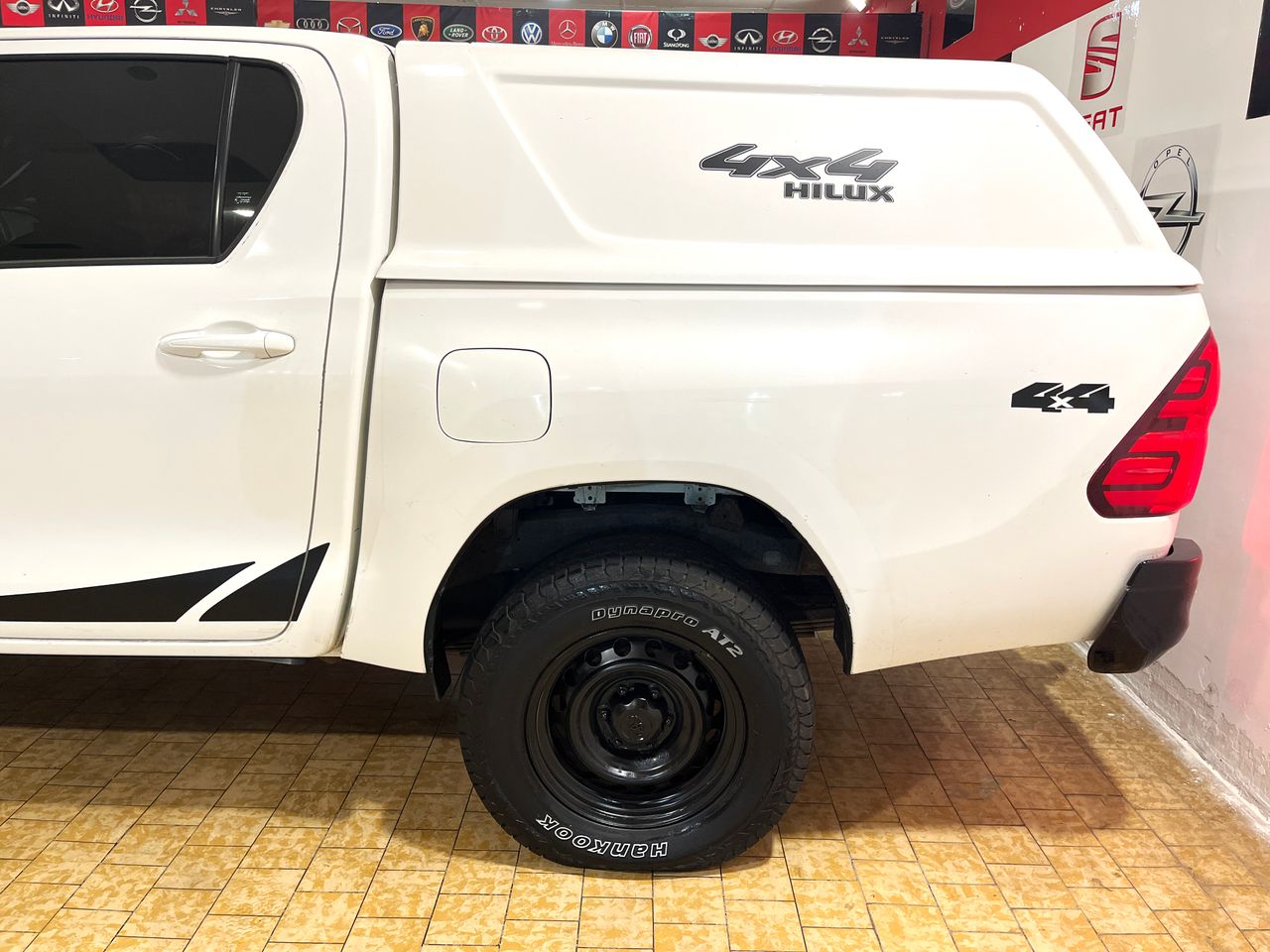 Foto Toyota Hilux 15