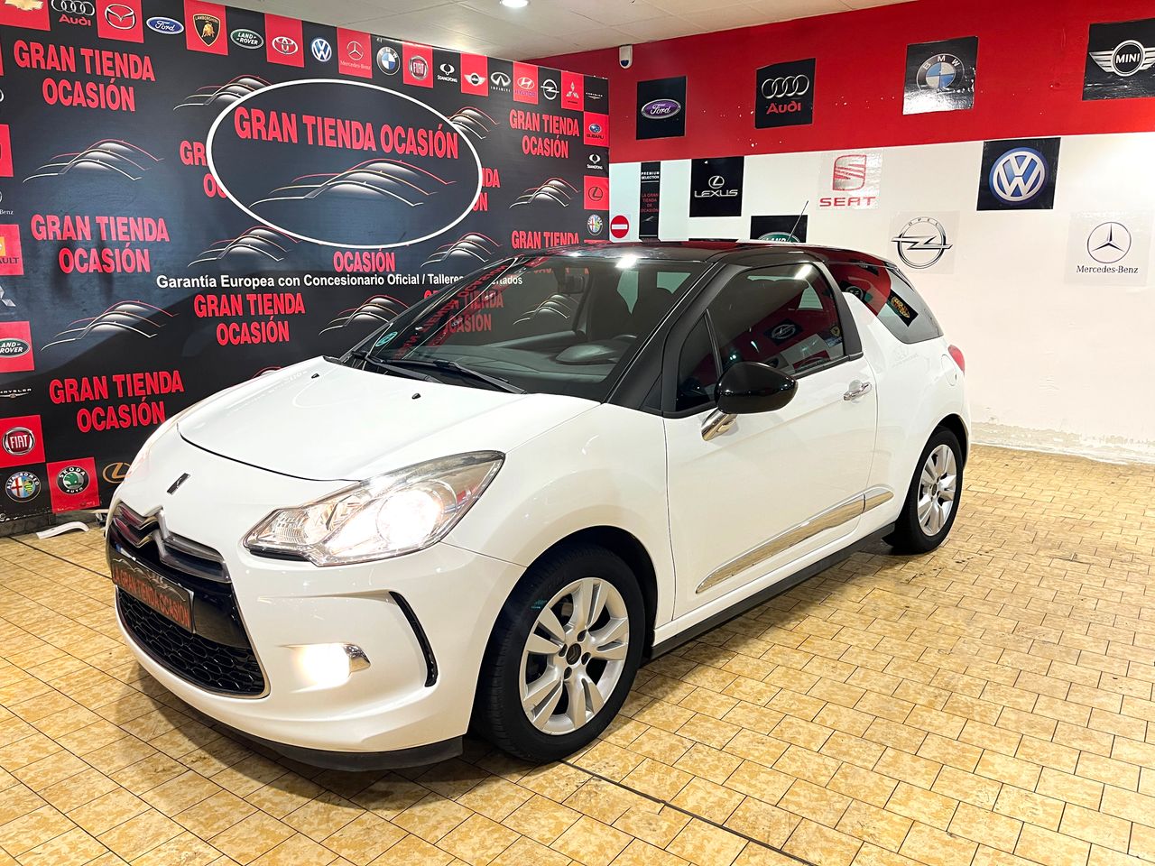 Foto DS Automobiles DS 3 2