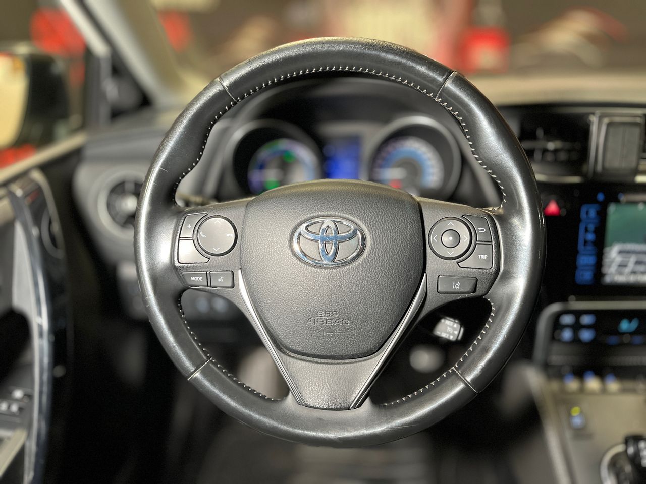 Foto Toyota Auris 14