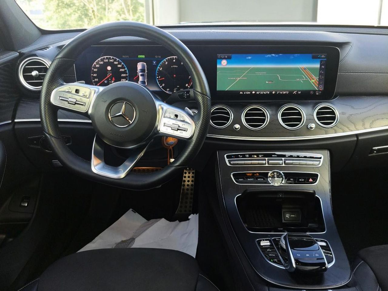 Foto Mercedes-Benz Clase E 4