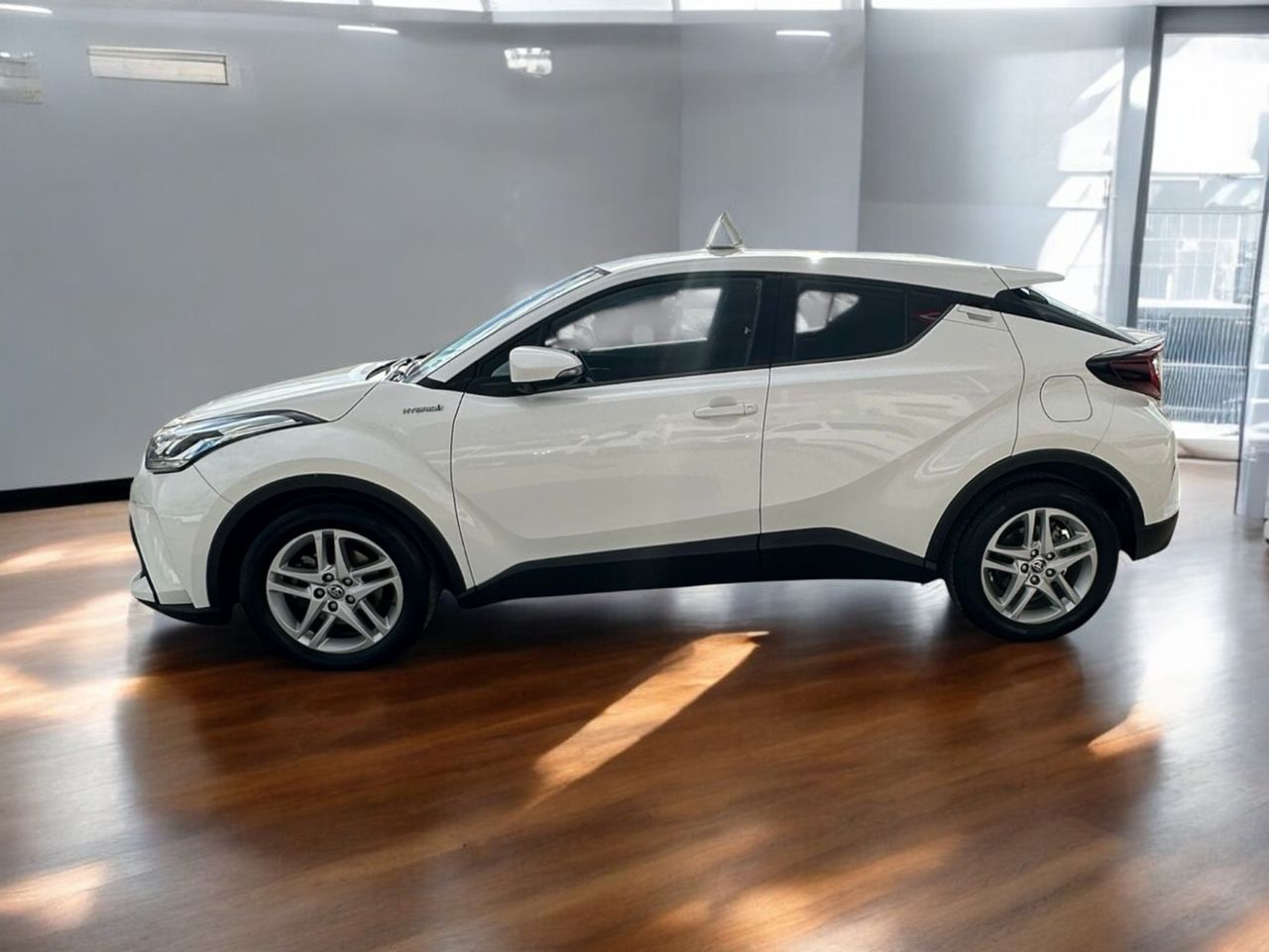 Foto Toyota C-HR 9