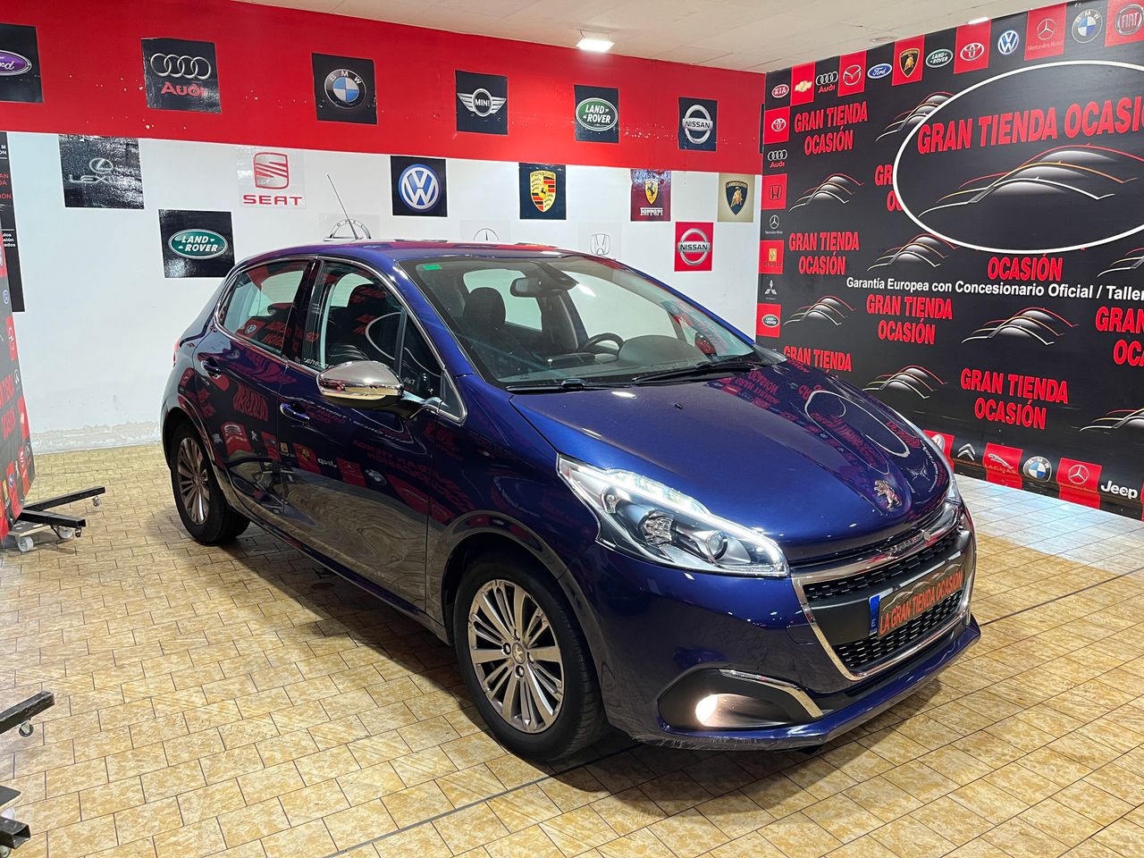 Foto Peugeot 208 3