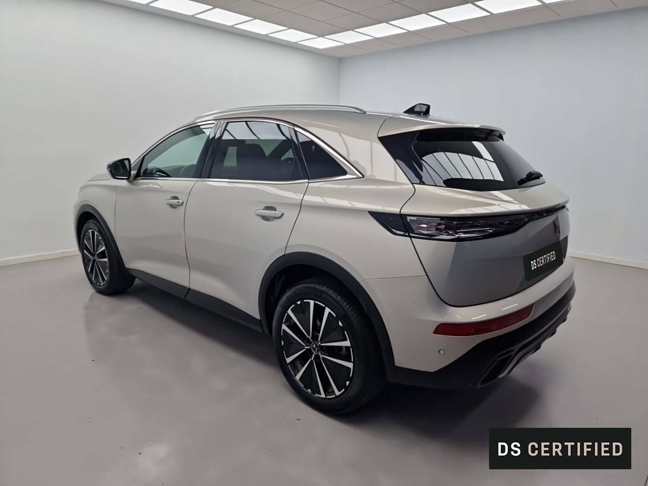 Foto DS Automobiles DS 7 Crossback 7