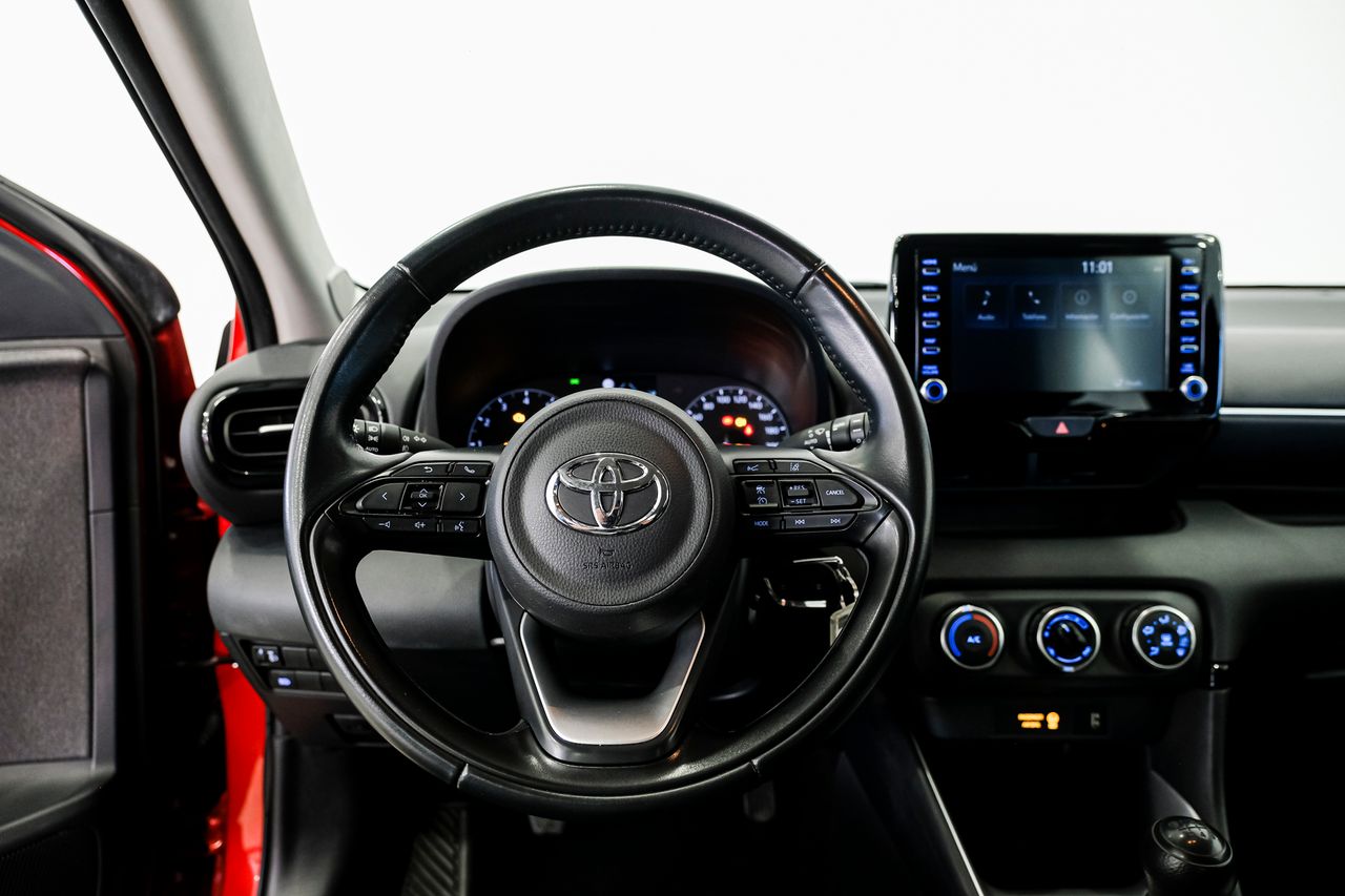 Foto Toyota Yaris 15