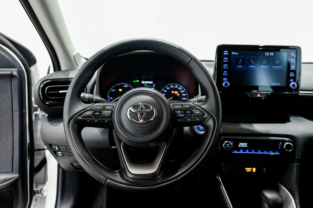 Foto Toyota Yaris 17