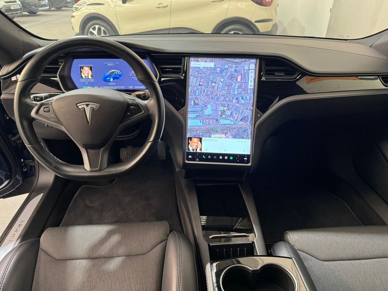 Foto Tesla Model  S 12