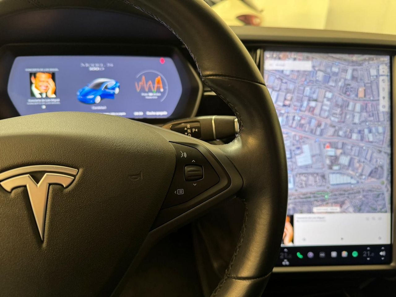 Foto Tesla Model  S 16