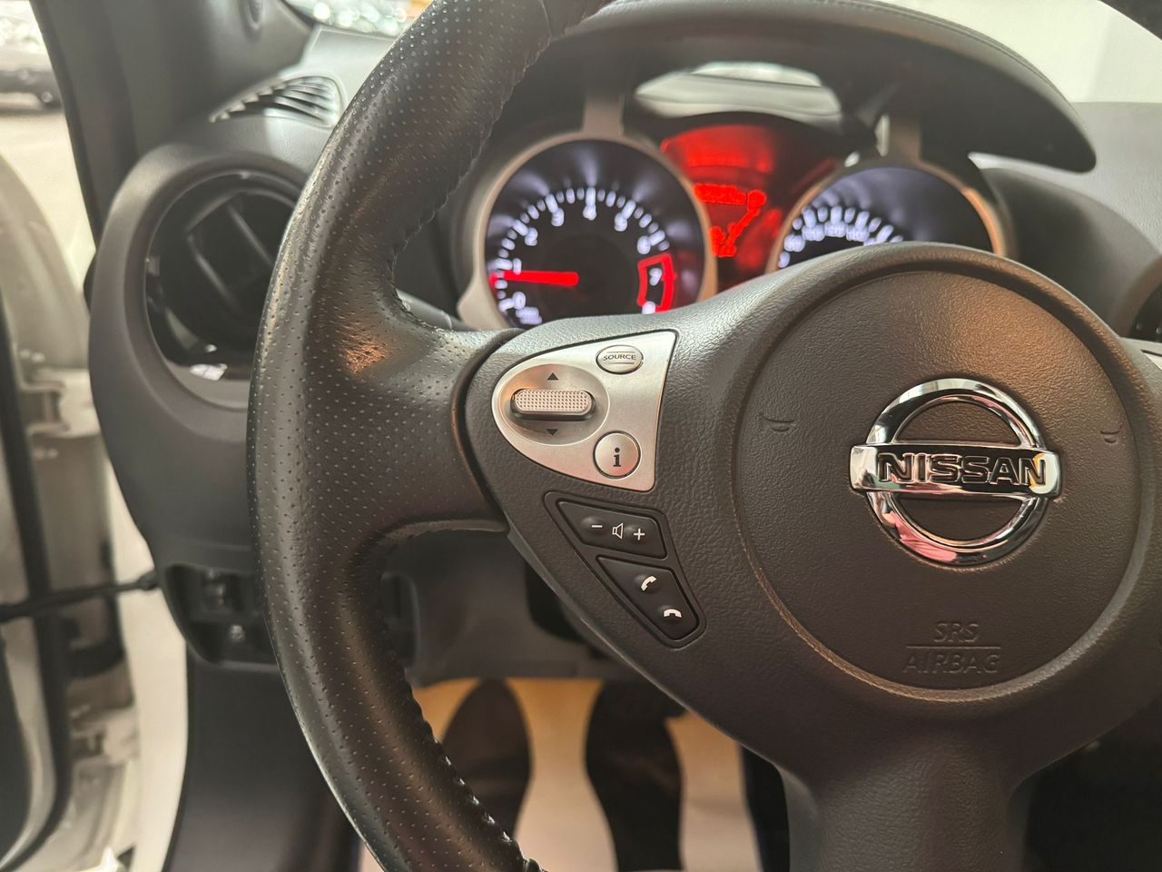 Foto Nissan Juke 17