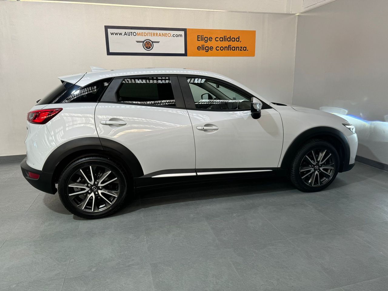 Foto Mazda CX-3 4