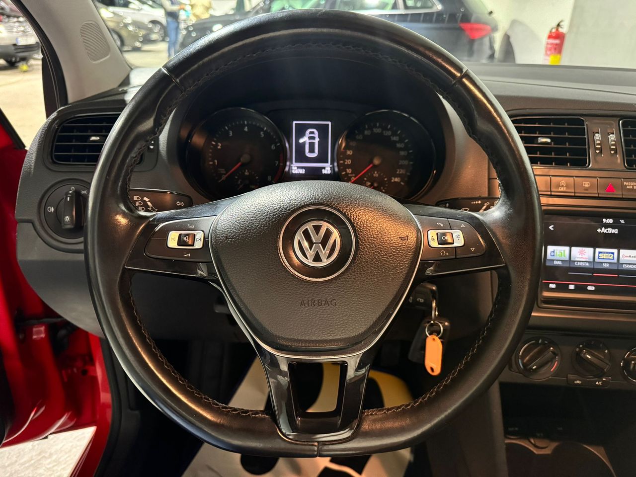 Foto Volkswagen Polo 14