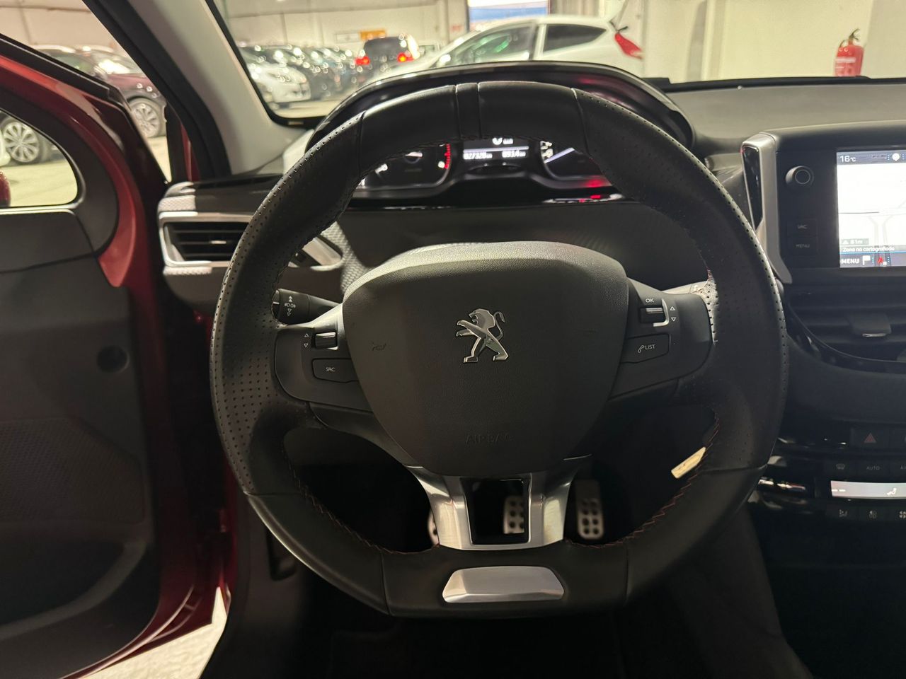 Foto Peugeot 208 14