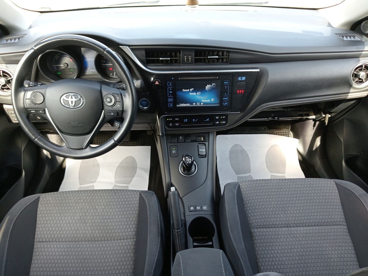 Foto Toyota Auris 6