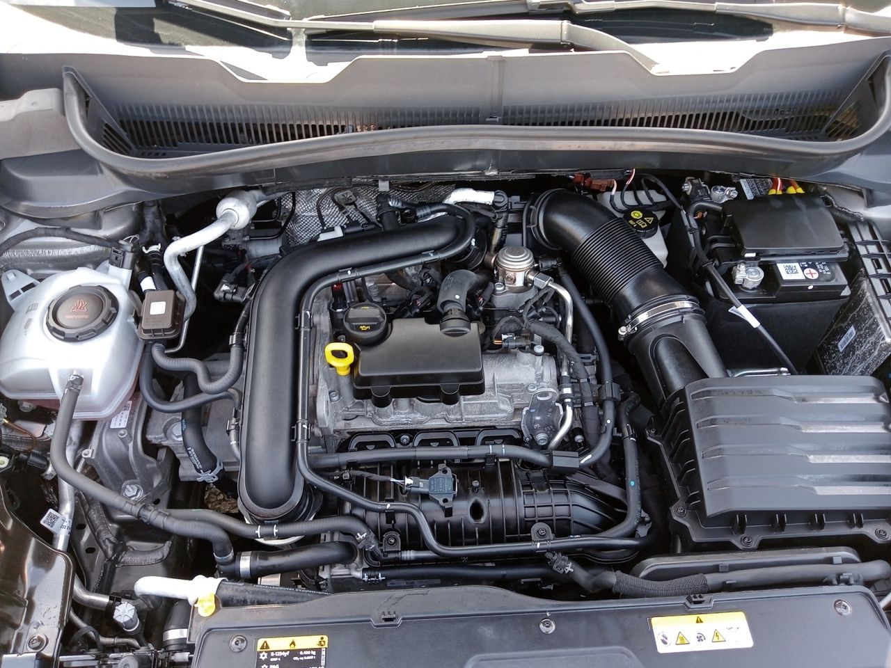 Foto Volkswagen T-Cross 23