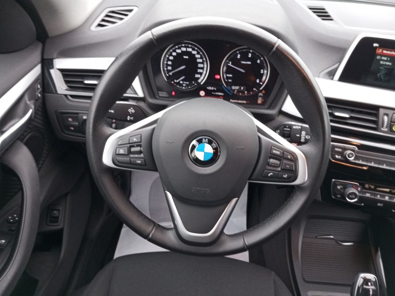 Foto BMW X1 7