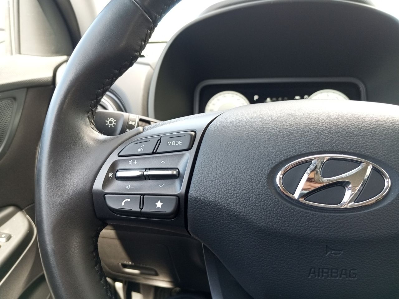 Foto Hyundai Kona 18