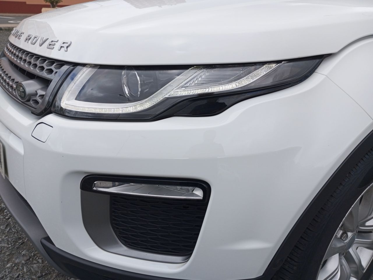 Foto Land-Rover Range Rover Evoque 24