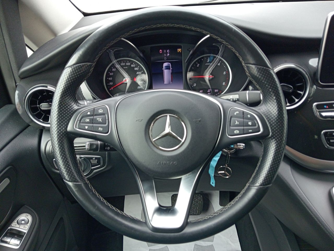 Foto Mercedes-Benz Clase V 7