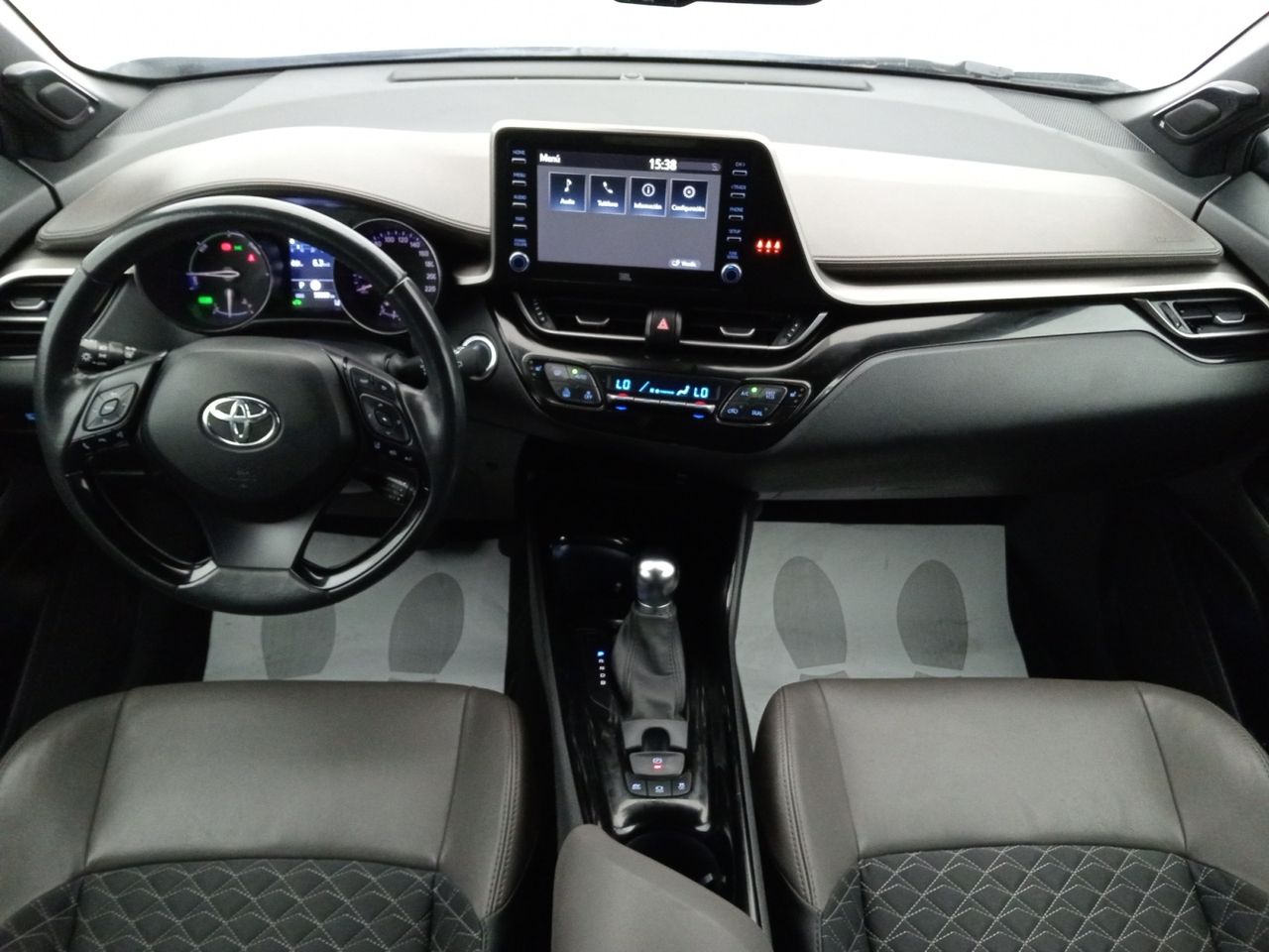 Foto Toyota C-HR 6