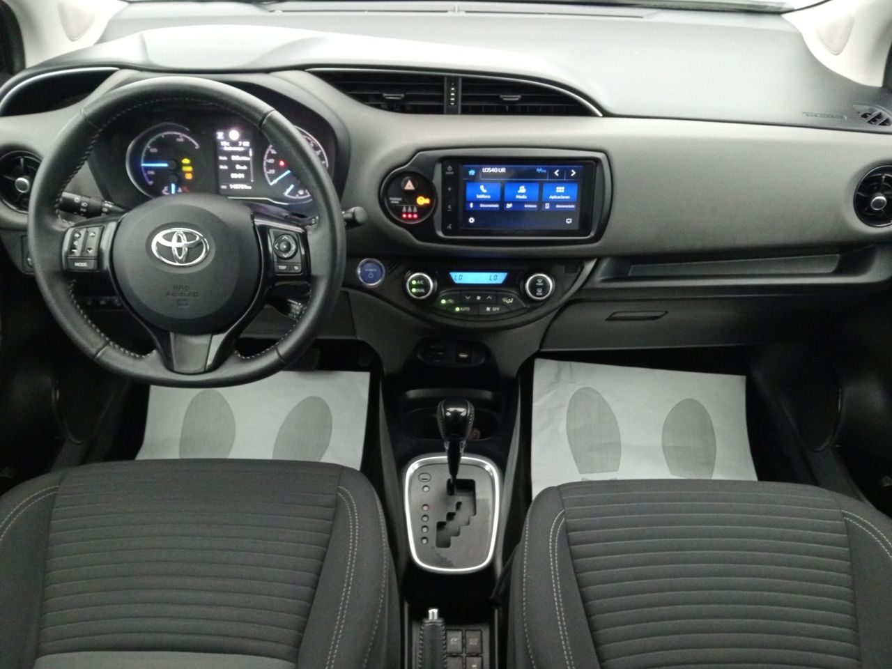 Foto Toyota Yaris 6