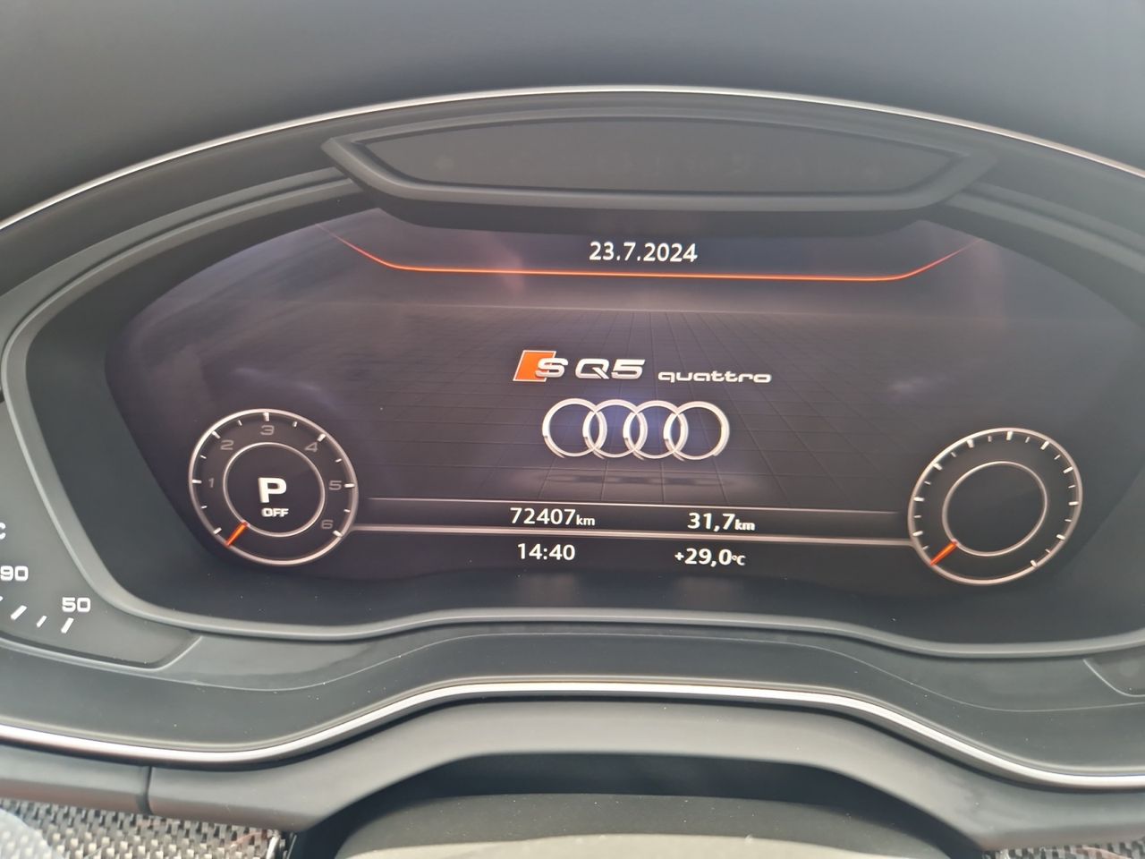 Foto Audi SQ5 10