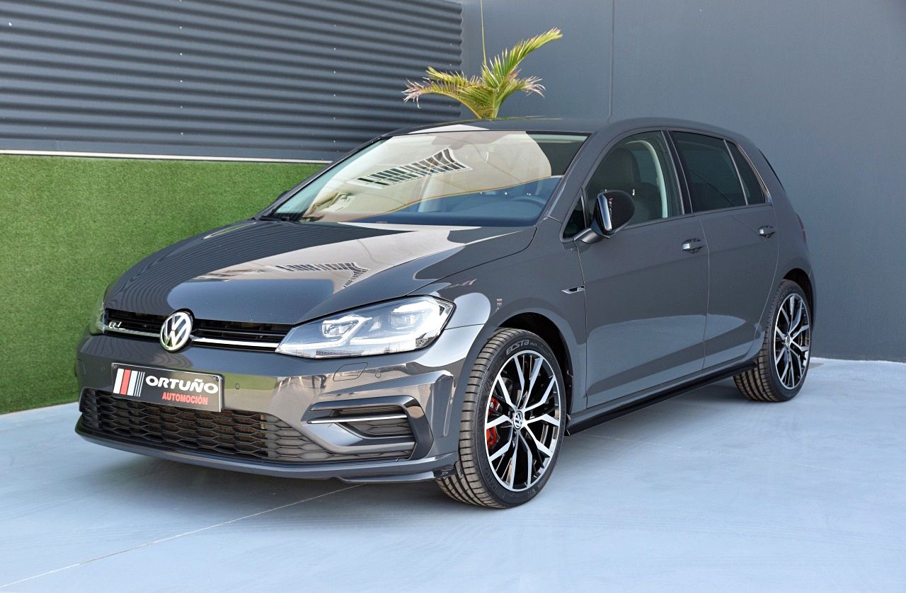 Foto Volkswagen Golf 23