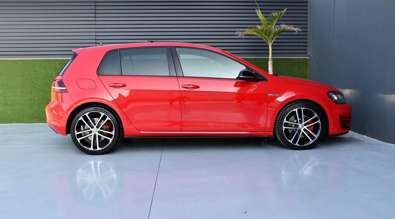 Foto Volkswagen Golf 35