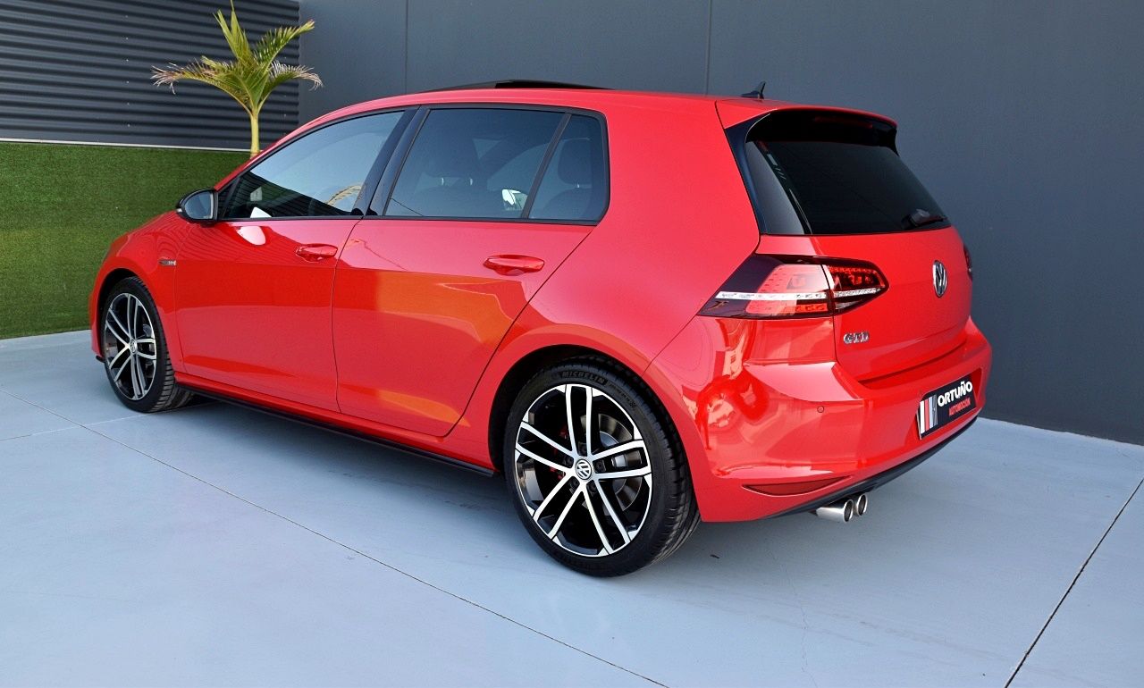 Foto Volkswagen Golf 44