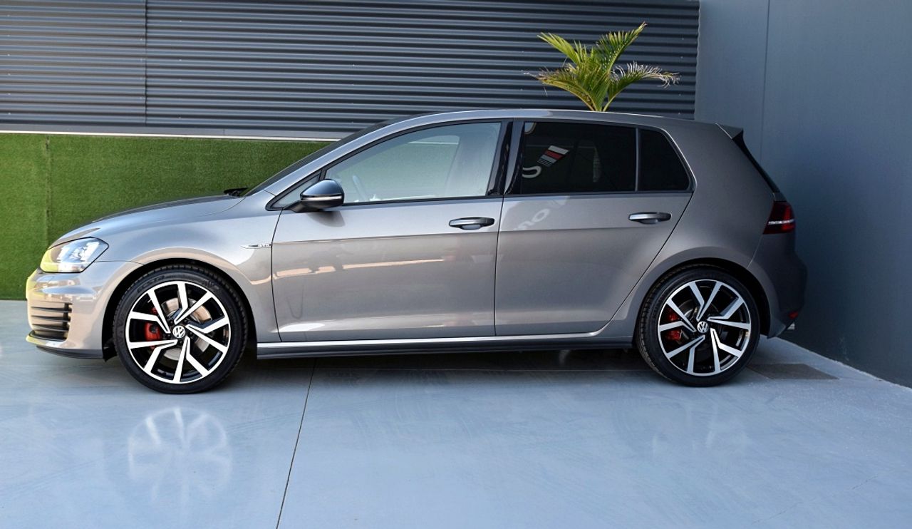 Foto Volkswagen Golf 2