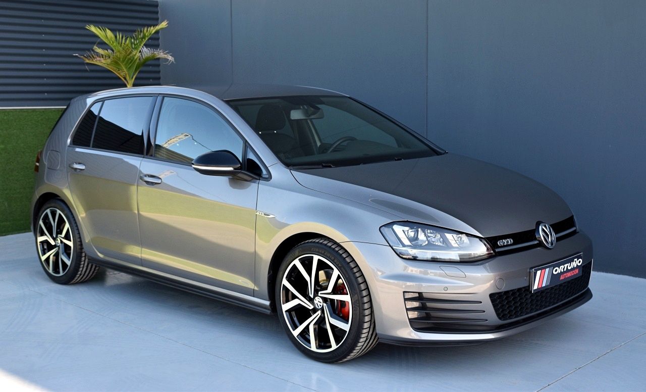 Foto Volkswagen Golf 48