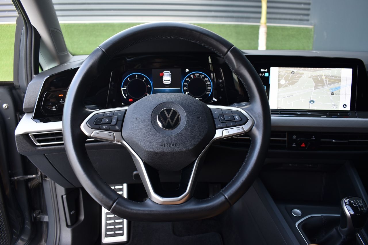 Foto Volkswagen Golf 9